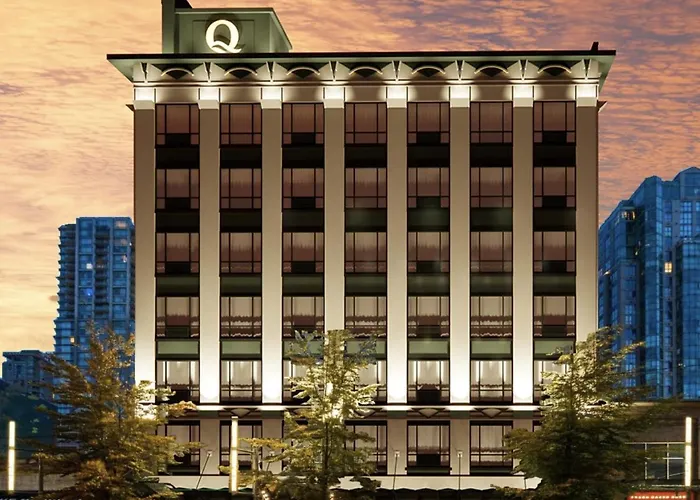 Quality Inn & Suites (Adults Only)Airport Hotel